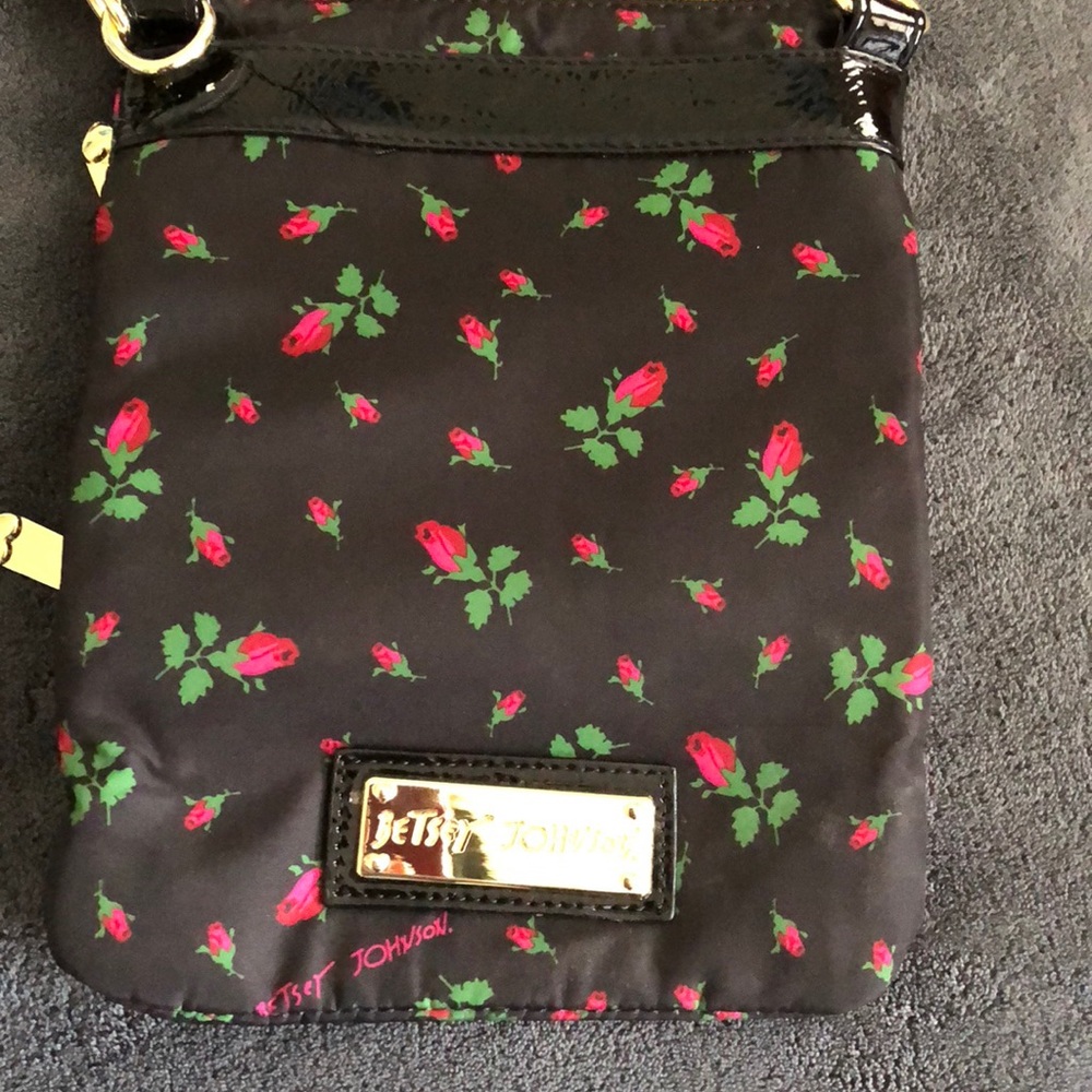 Cutest Betsey Johnson Travel purse 🌹🌹